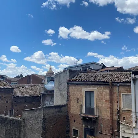 Catania Rooms كاتانيا