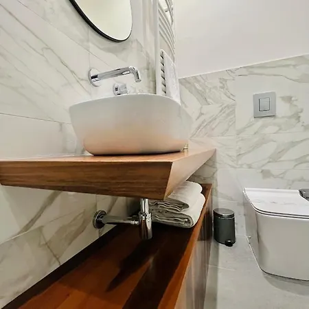 فندق مبيت وإفطار Catania Rooms 4*