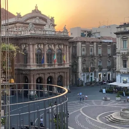 فندق مبيت وإفطار Catania Rooms 4*